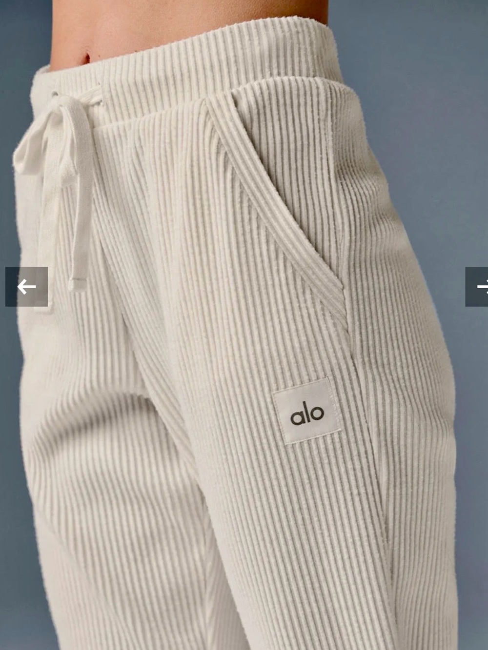 NWT ALO YOGA Muse Sweatpants in Ivory Size Large (still in package) $118 Retail